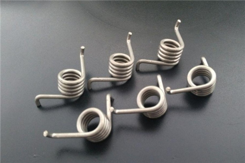 濟(ji)甯塑料件加工廠(chang)家